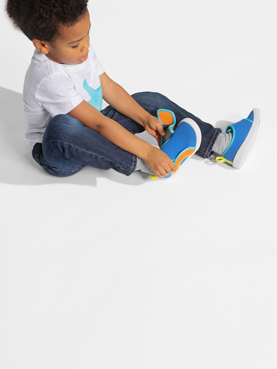 BOGS - Baby Kicker Hook and Loop Waterproof Shoes