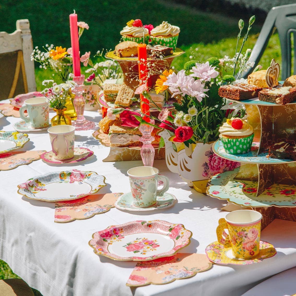 Talking Tables USA - Vintage Teacups and Saucers Set | 12 Pack | Tea Party |