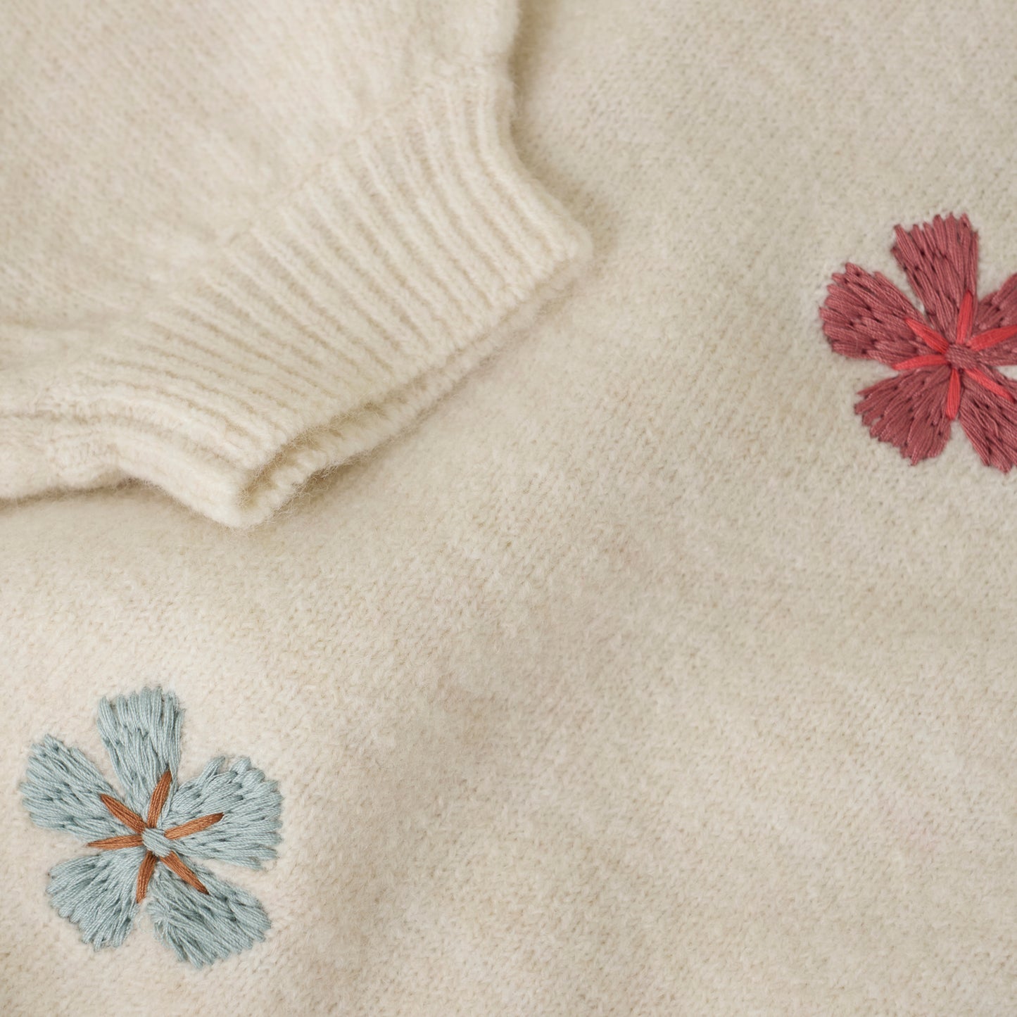 Minymo Flower Embroidered All Over Knit Pullover Sweater Sandshell