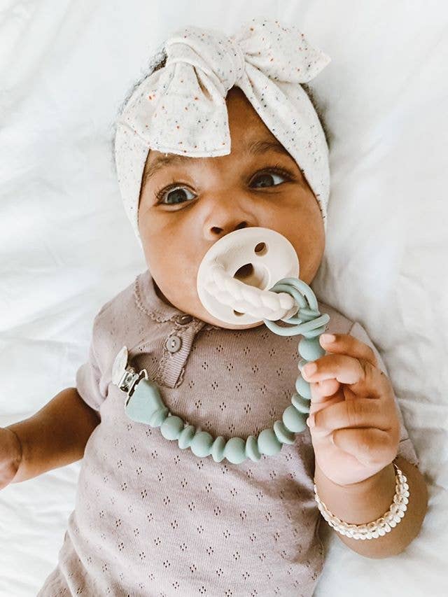 Itzy Ritzy - Sweetie Strap Silicone One-Piece Pacifier Clips