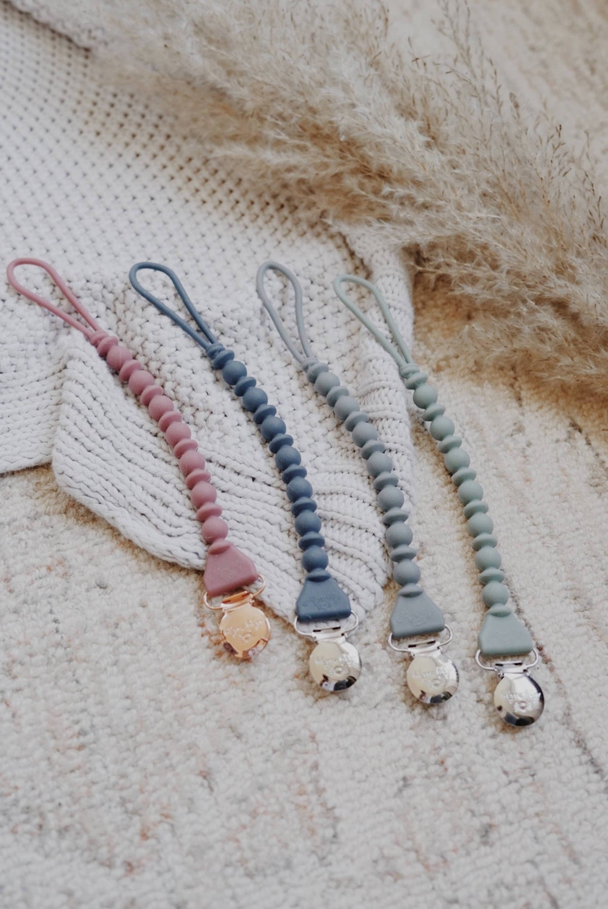 Itzy Ritzy - Sweetie Strap Silicone One-Piece Pacifier Clips