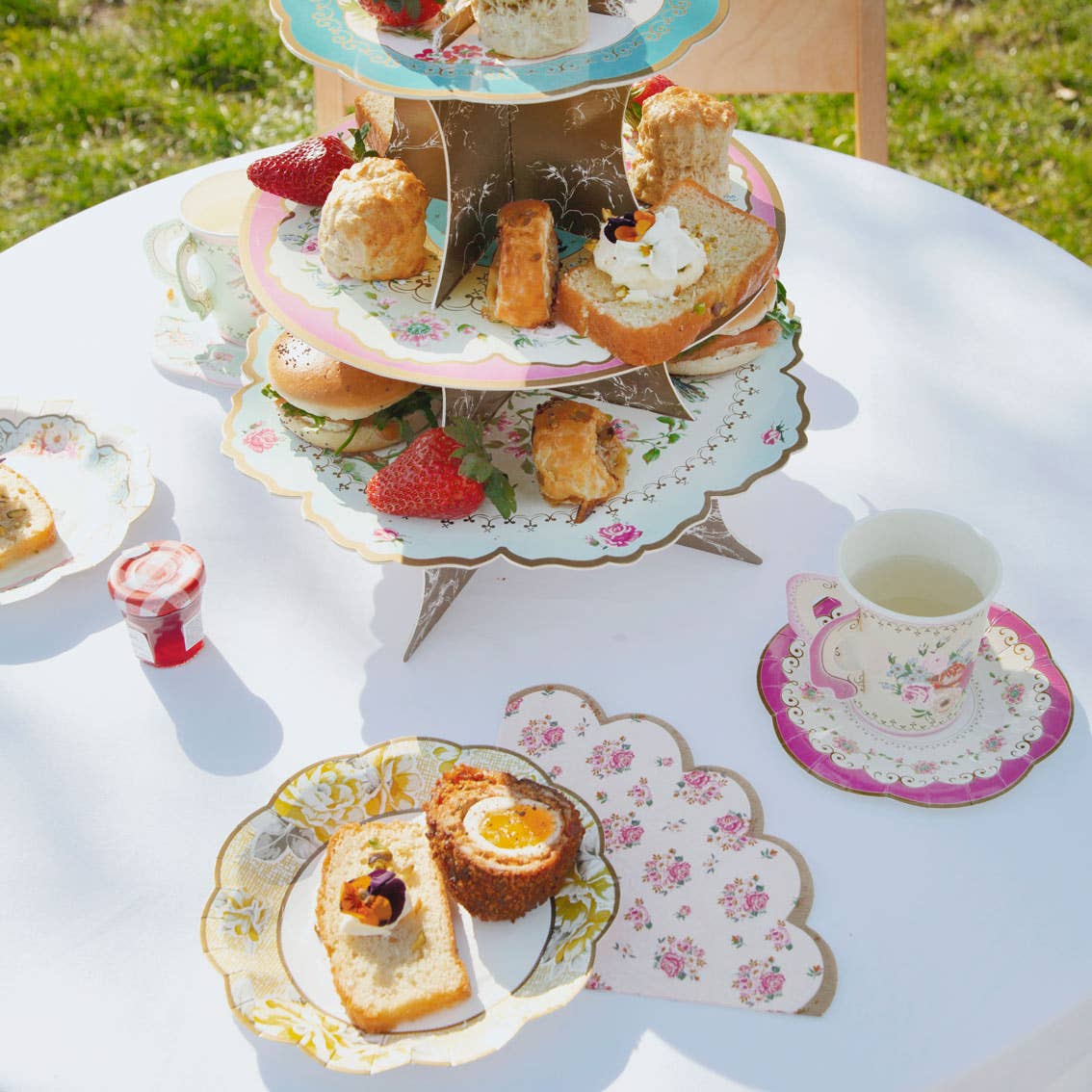 Talking Tables USA - Vintage Teacups and Saucers Set | 12 Pack | Tea Party |