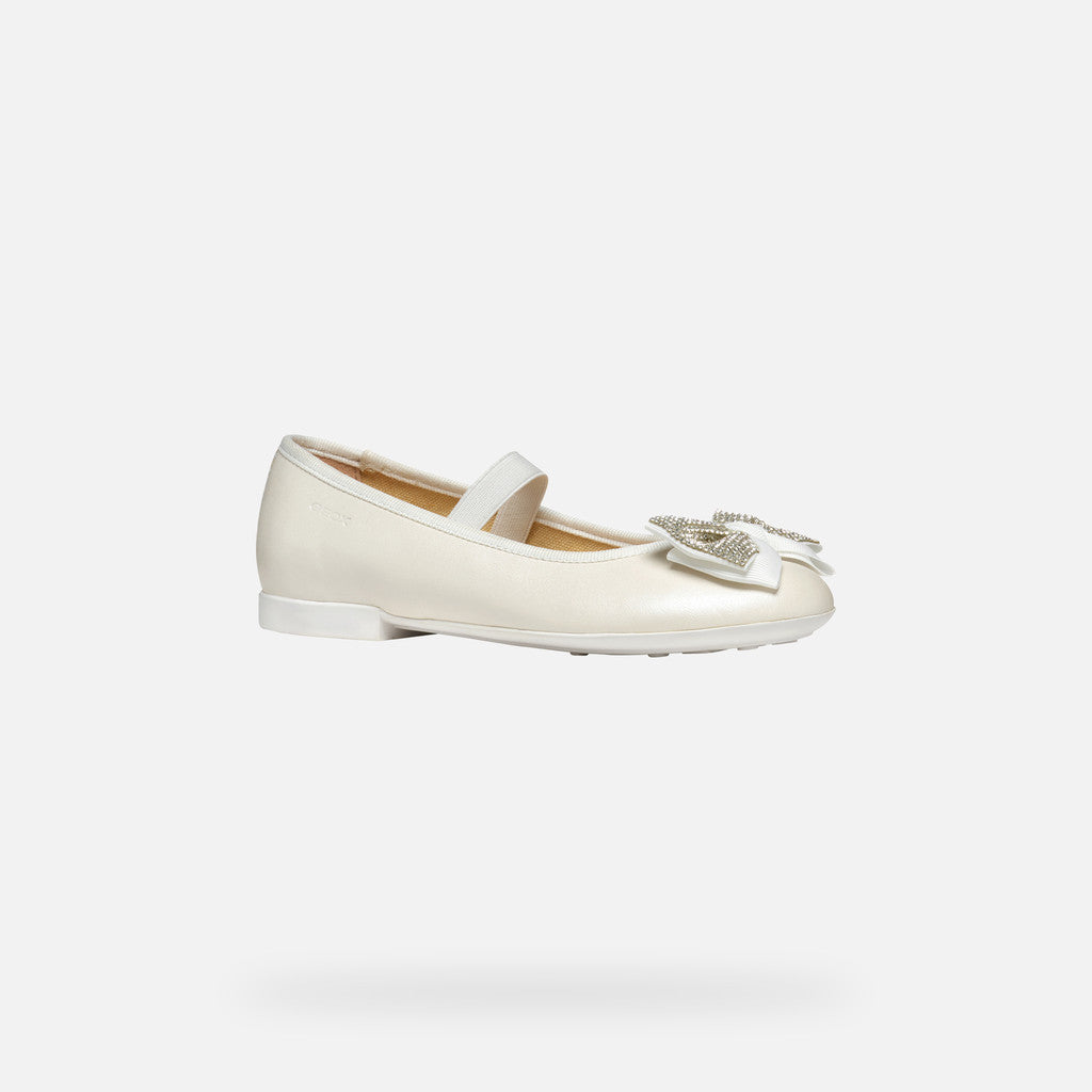 Geox Plié Pearl White Ballerina Flats