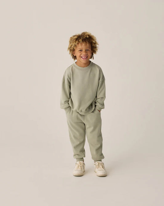 Rylee+ Cru - Freestyle Sweatpant || Sage