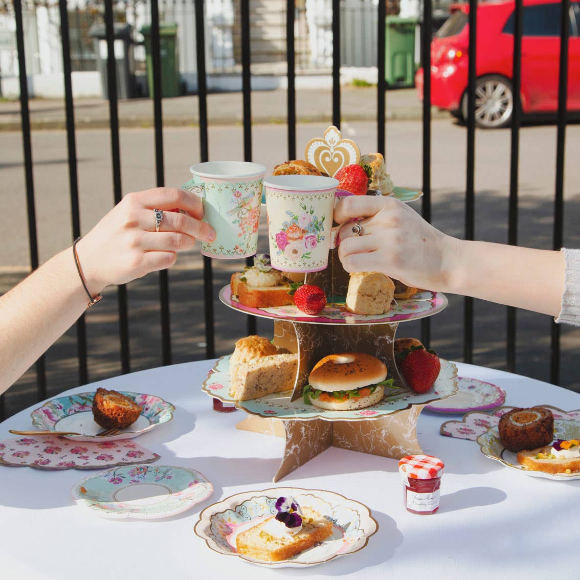 Talking Tables USA - Vintage Teacups and Saucers Set | 12 Pack | Tea Party |