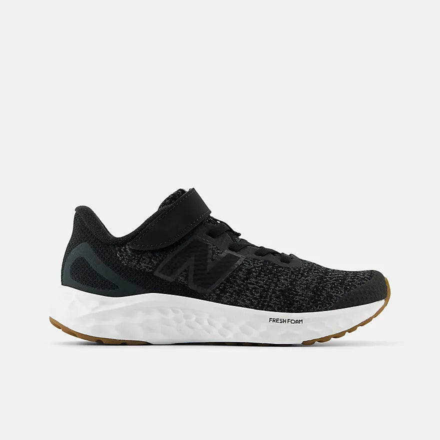 New Balance - Fresh Foam Arishi v4 Bungee Lace with Top Strap - Black