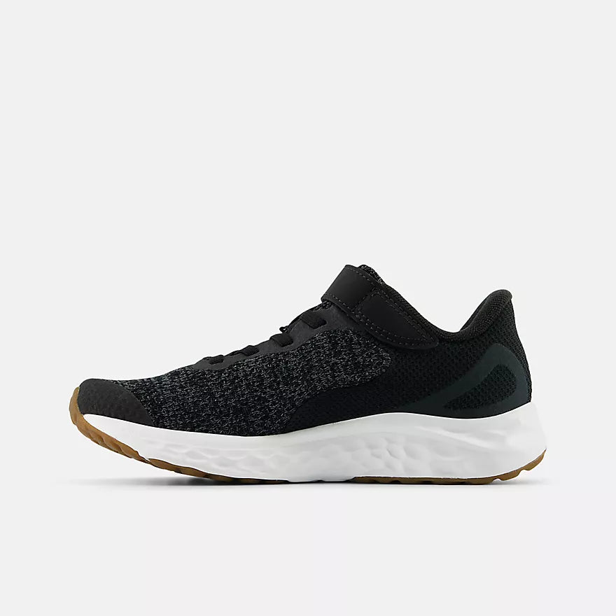 New Balance - Fresh Foam Arishi v4 Bungee Lace with Top Strap - Black