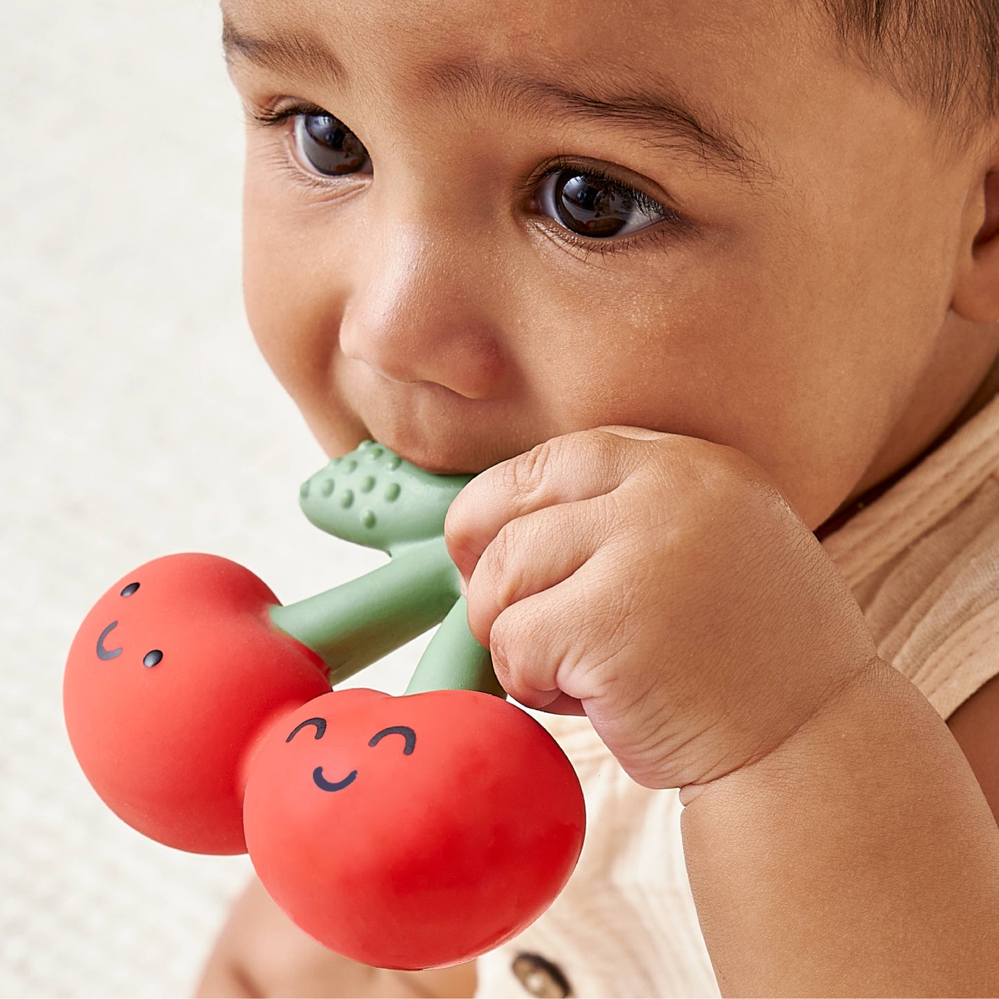 Itzy Ritzy - Comfort Crew: Cherry Natural Rubber Teether