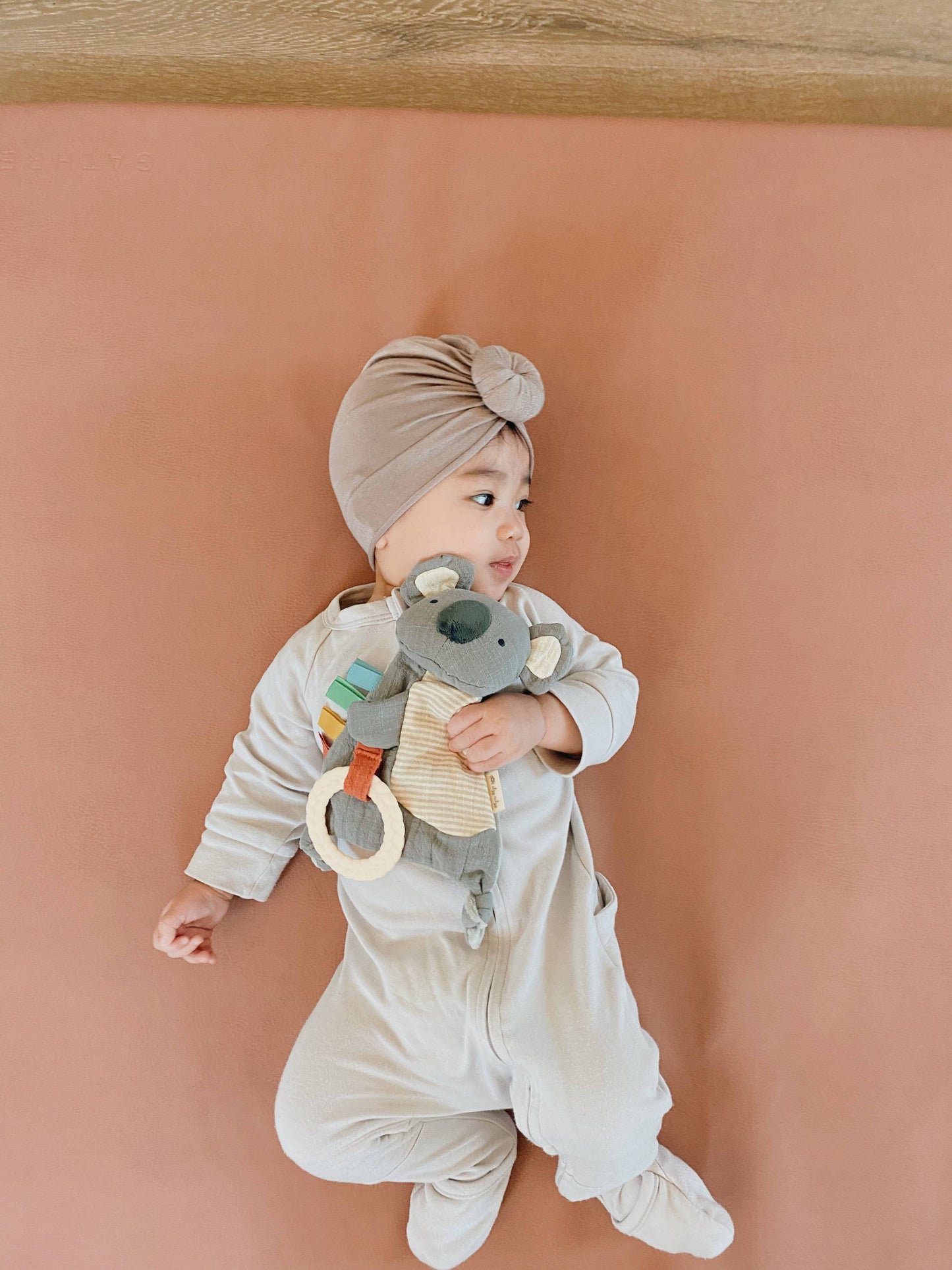 Itzy Ritzy - Bitzy Crinkle™ Sensory Toy with Teether: Dino