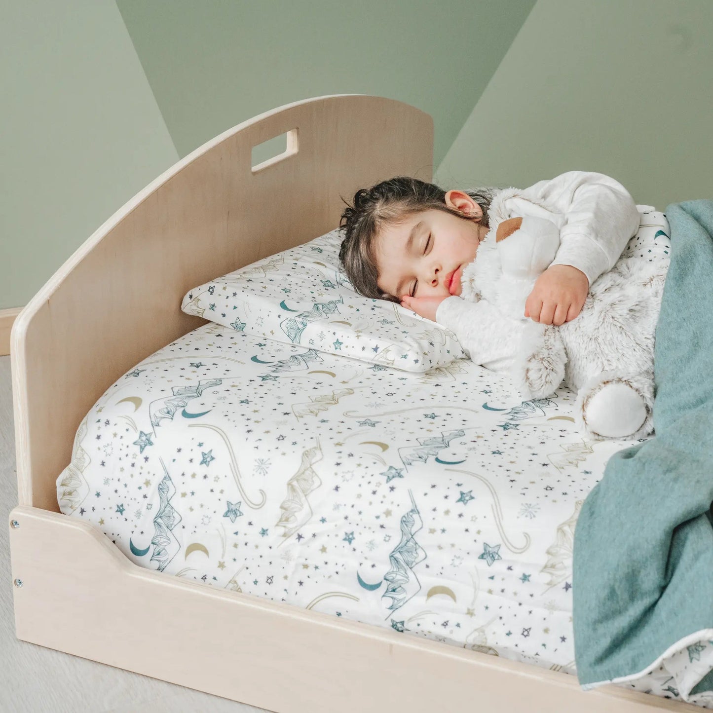 CHERRY - Montessori Floor Bed with Shelves