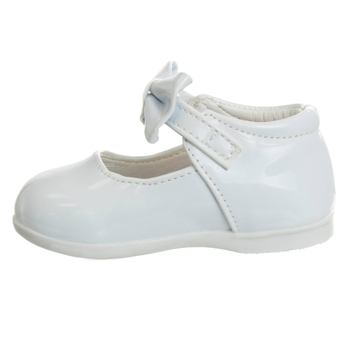 White shoe with a bow on a white background 2