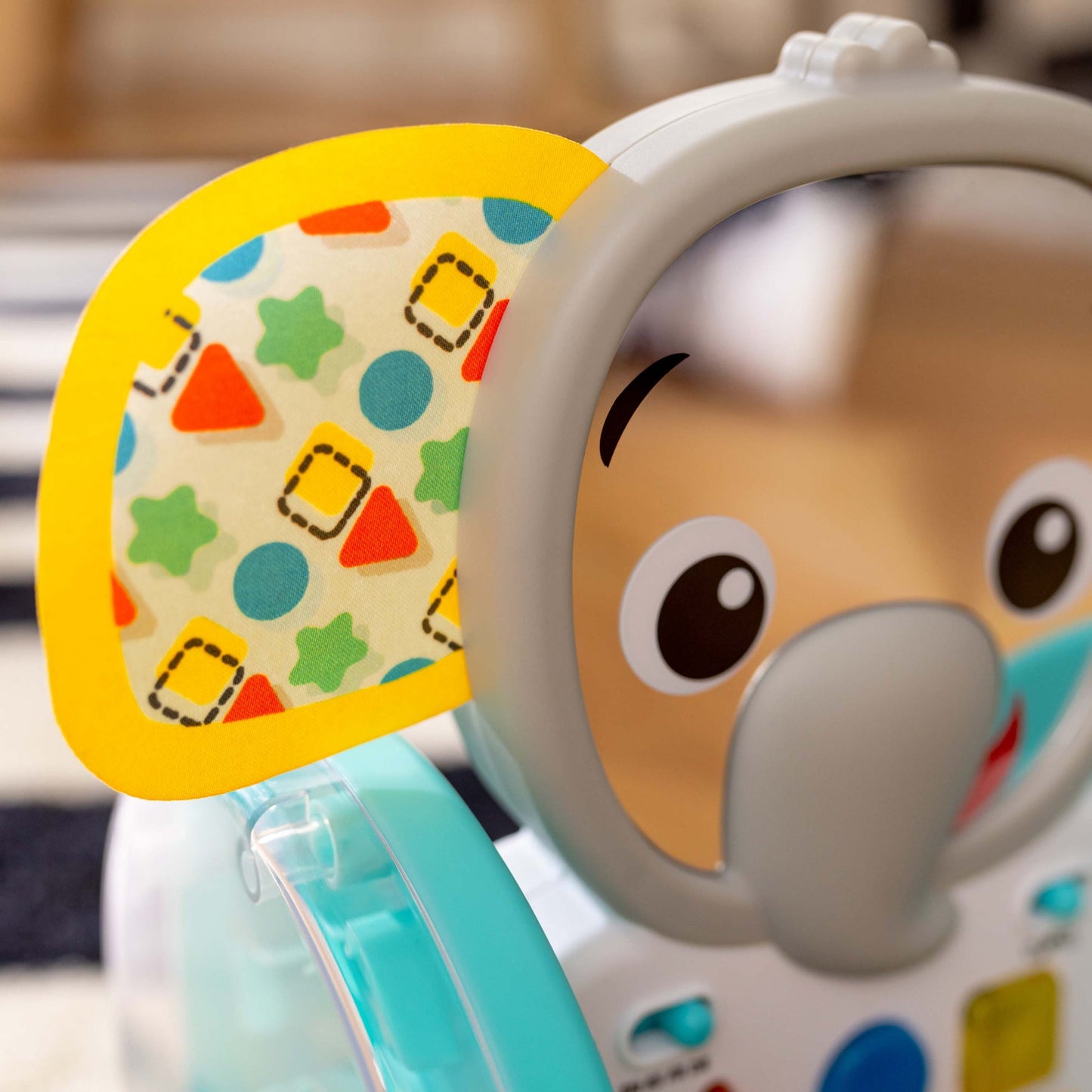 BABY EINSTEIN - Chase + Tap Earl Interactive Crawling Toy