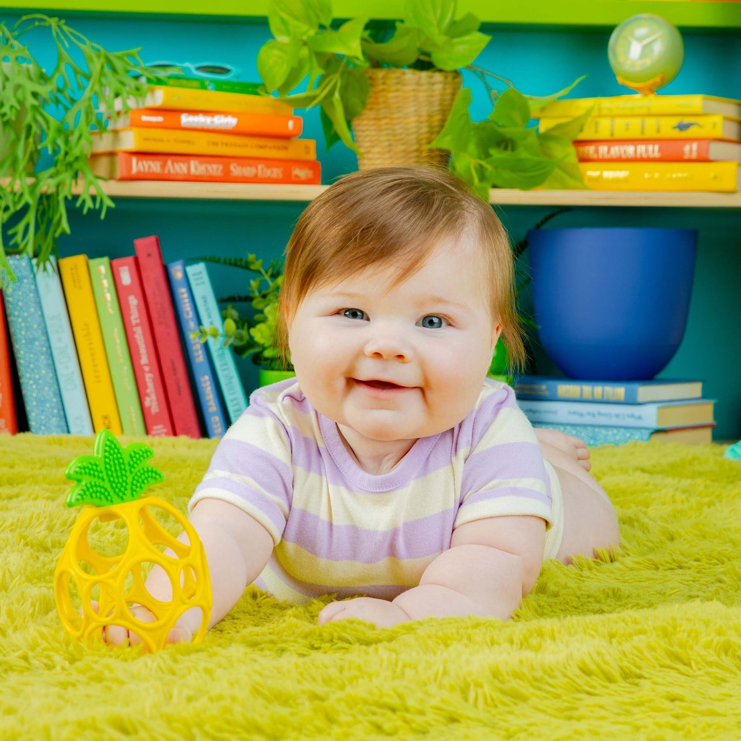 BRIGHT STARTS - Hold My Own Easy-Grasp Teether Toy - Pineapple