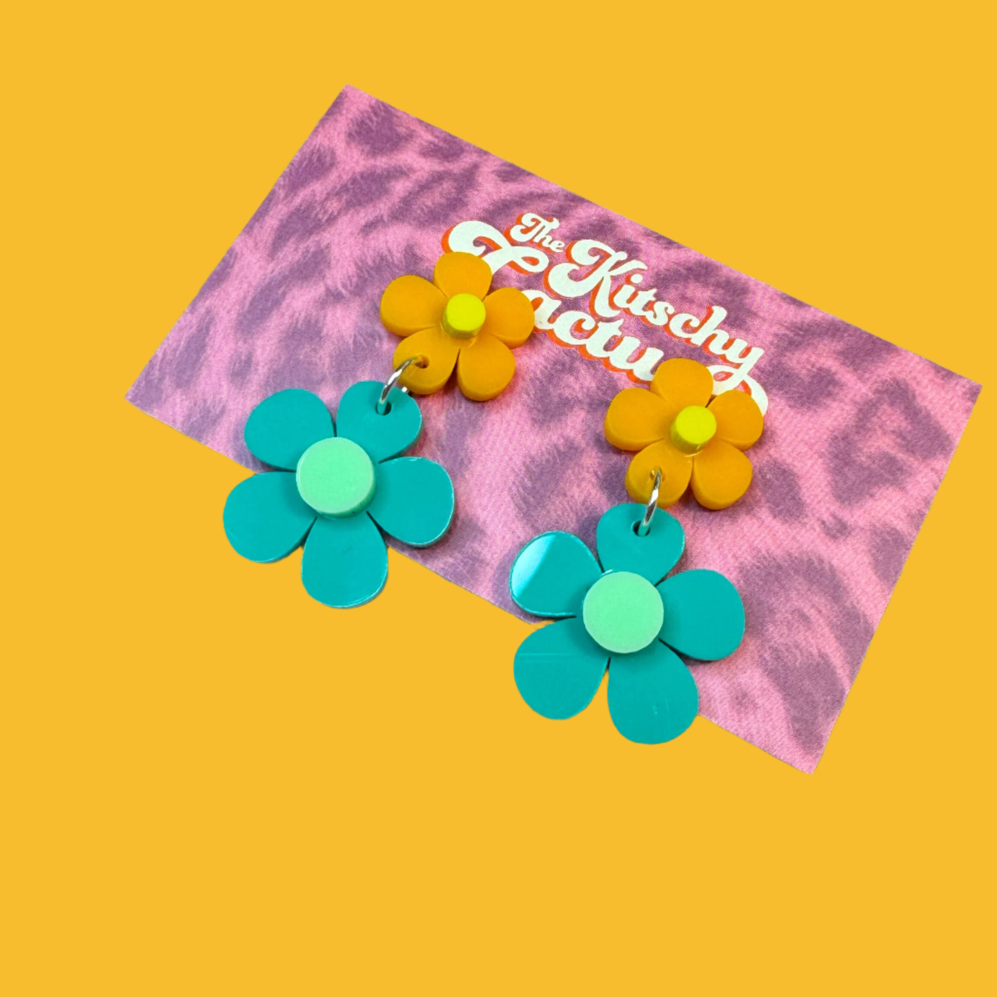 The Kitschy Cactus - Scoooby Dooo (mini)-Funky Flower Earrings
