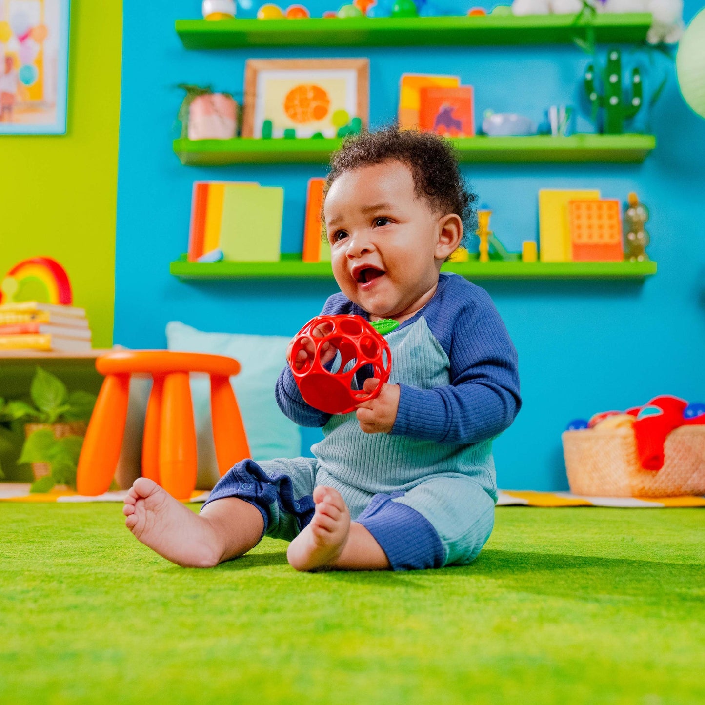 BRIGHT STARTS - Hold My Own Easy-Grasp Teether Toy - Apple