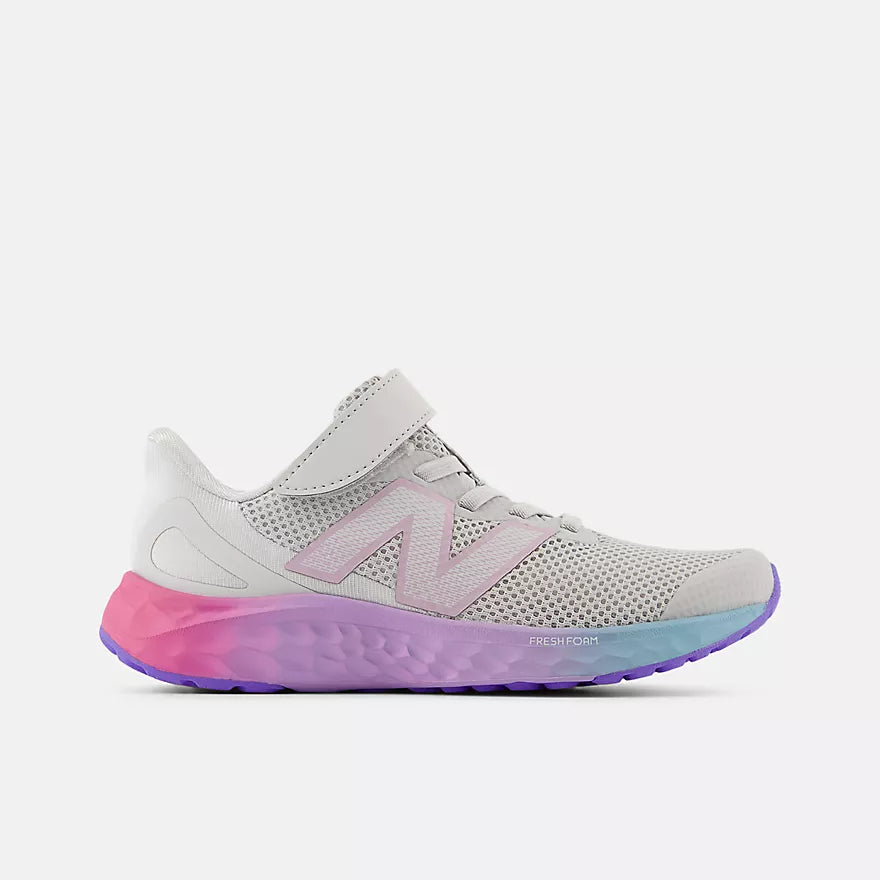 New Balance - Fresh Foam Arishi v4 Bungee Lace with Top Strap - GREY MATTER
