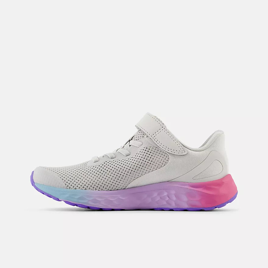 New Balance - Fresh Foam Arishi v4 Bungee Lace with Top Strap - GREY MATTER