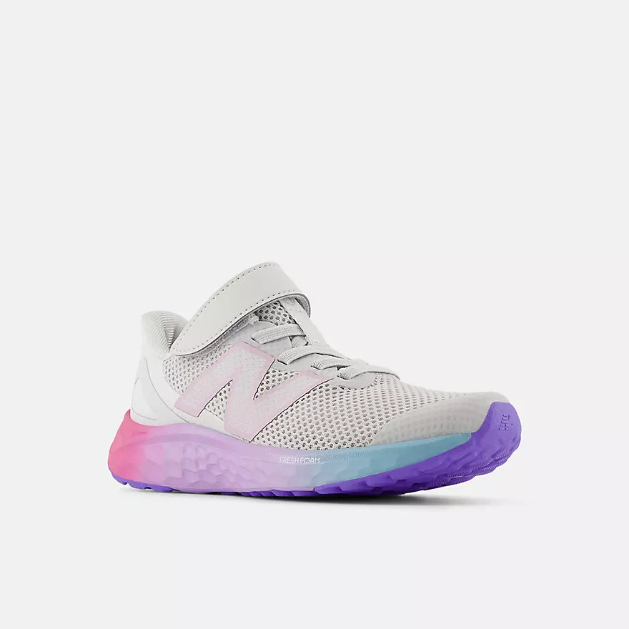 New Balance - Fresh Foam Arishi v4 Bungee Lace with Top Strap - GREY MATTER
